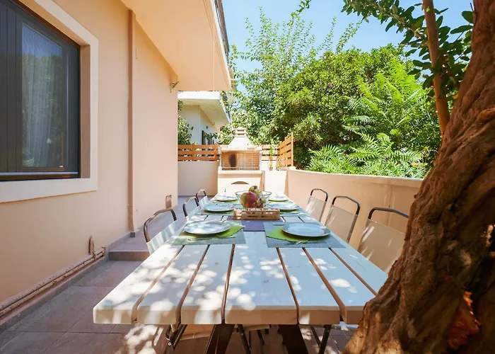 Casa Veranda - 3 Bedroom House With Bbq & Backyard