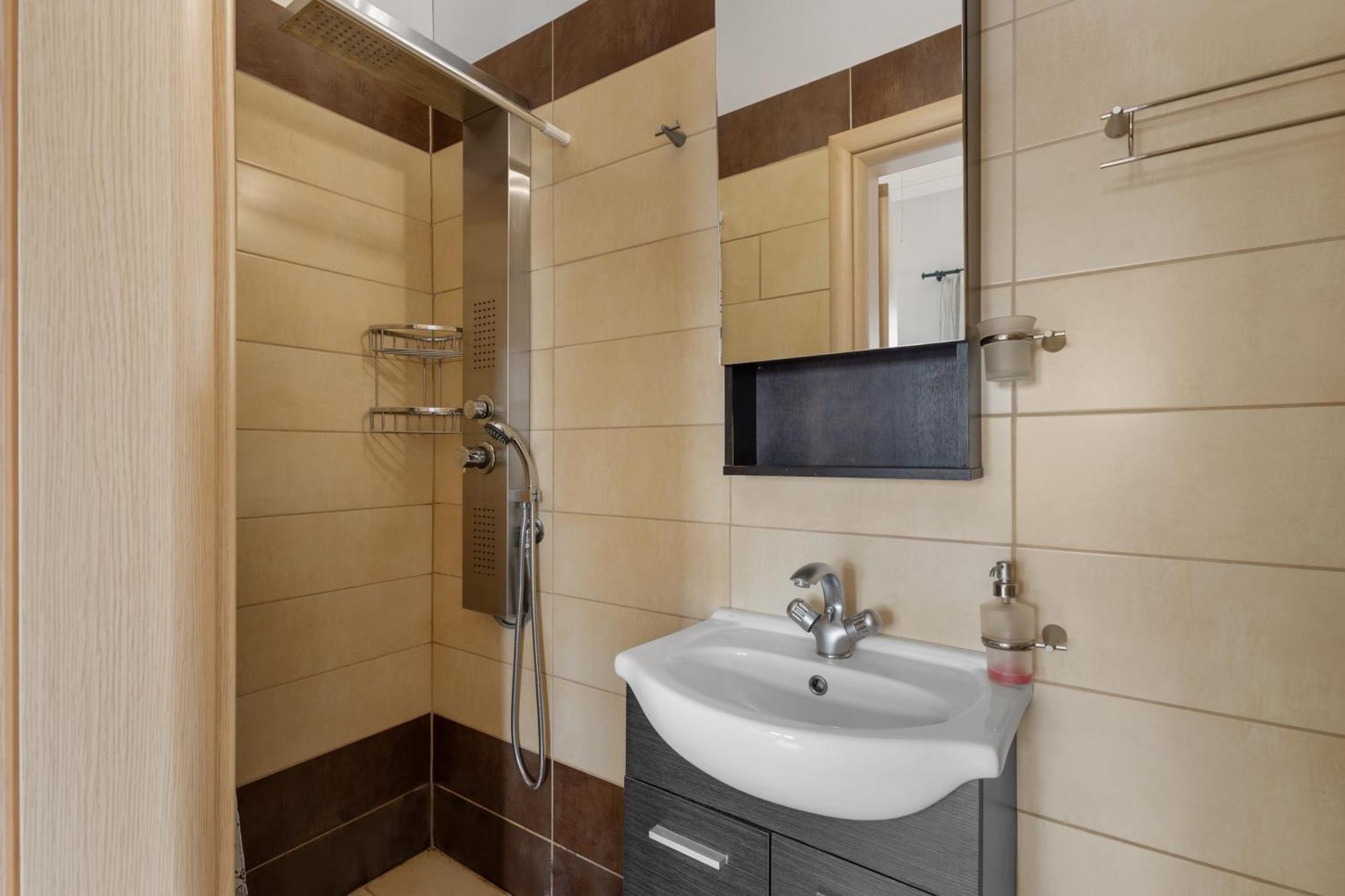 Casa Veranda - 3 Bedroom House With Bbq & Backyard * Chania (Crete)