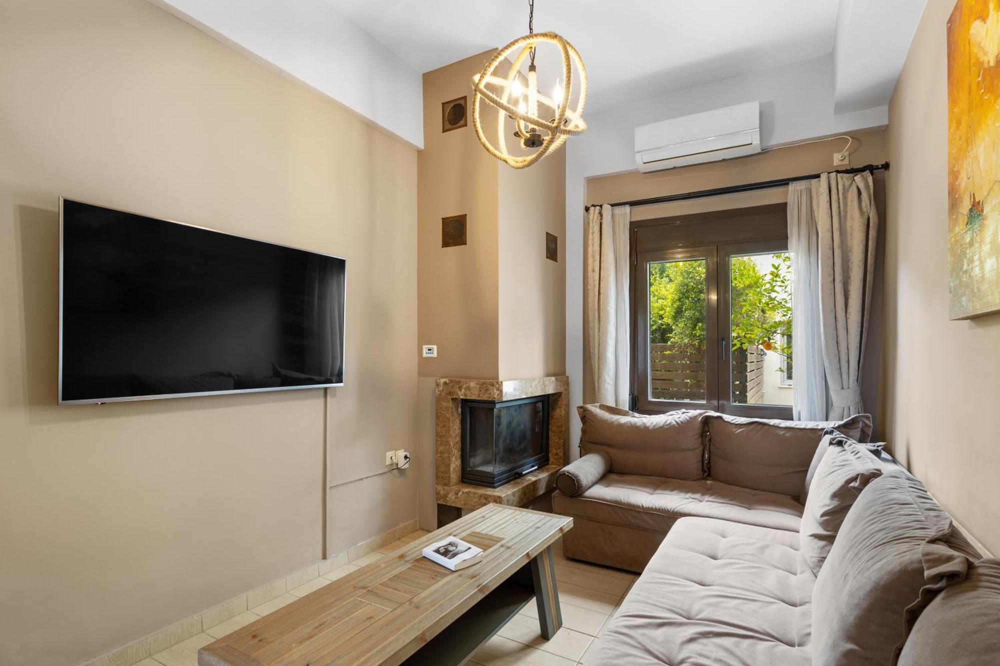 Casa Veranda - 3 Bedroom House With Bbq & Backyard Holiday home Chania (Crete)