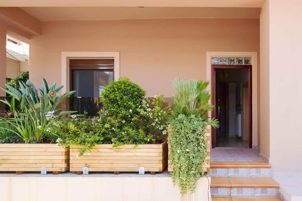 Holiday home Casa Veranda - 3 Bedroom House With Bbq & Backyard